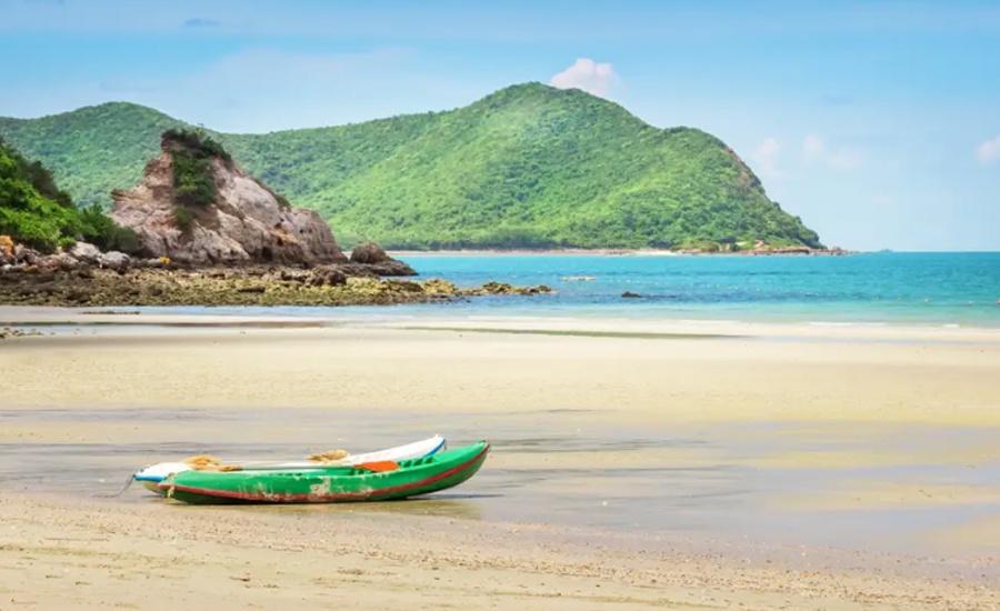 ที่พักใกล้หาดน้ำใส
